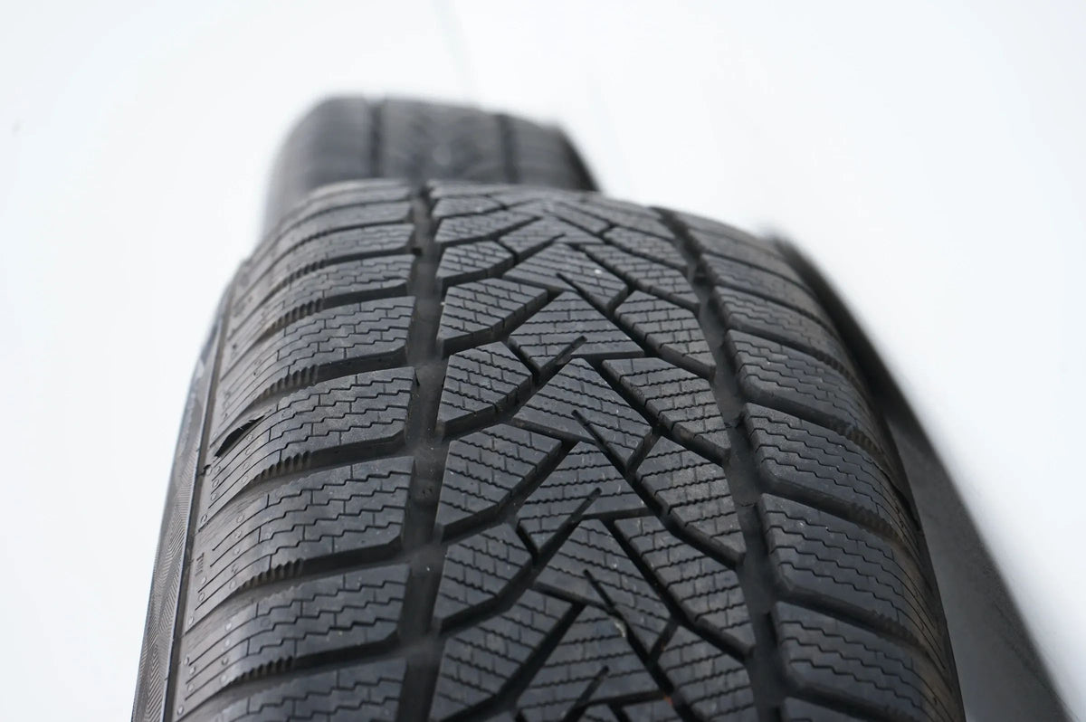 Volvo XC60 XC 60 Winterreifen Winterräder 235 65 17 Zoll Detailansicht 10