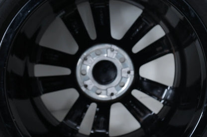 Mercedes C Klasse W206 Hybrid Winterräder Winterreifen 17 Zoll