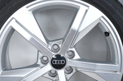 Audi A1 GB Winterräder Winterreifen 215 45 17 Zoll 7mm 82A601025G