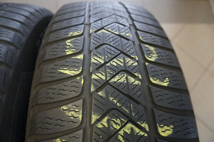 2 X 225 60 R18 104H Winterreifen Pirelli SottoZero 3* 2020 4,5mm