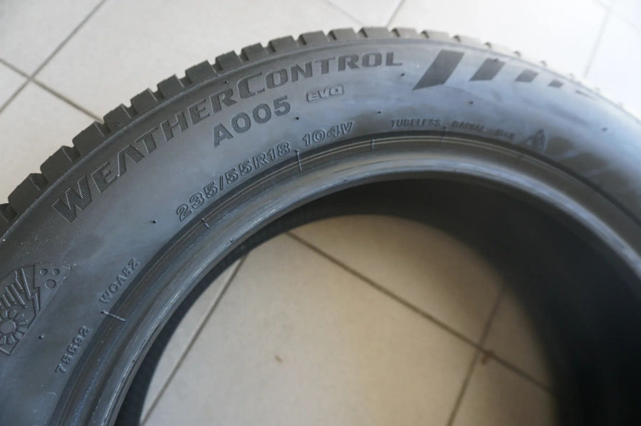 2 X 235 55 R18 104V Allwetterreifen Bridgestone WeatherControl A005 evo 4mm