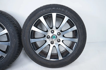 Skoda Yeti Winterräder mit neuen Winterreifen 225 50 17 Zoll 5L0601025D