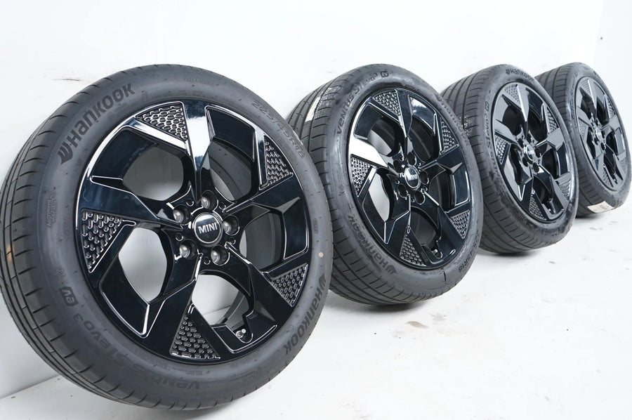 MINI Aceman J05 roues été pneus été 225 45 18 pouces 985 5A90F48