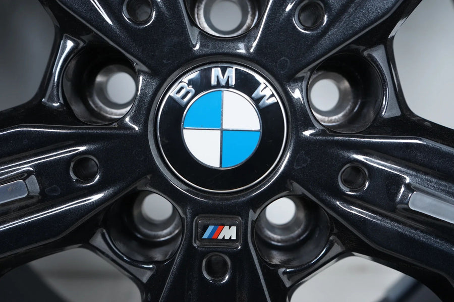 Ny BMW 1-serie 2-serie F70 F74 sommerhjul sommerdæk 225 45 18 tommer 975M 5A35E68