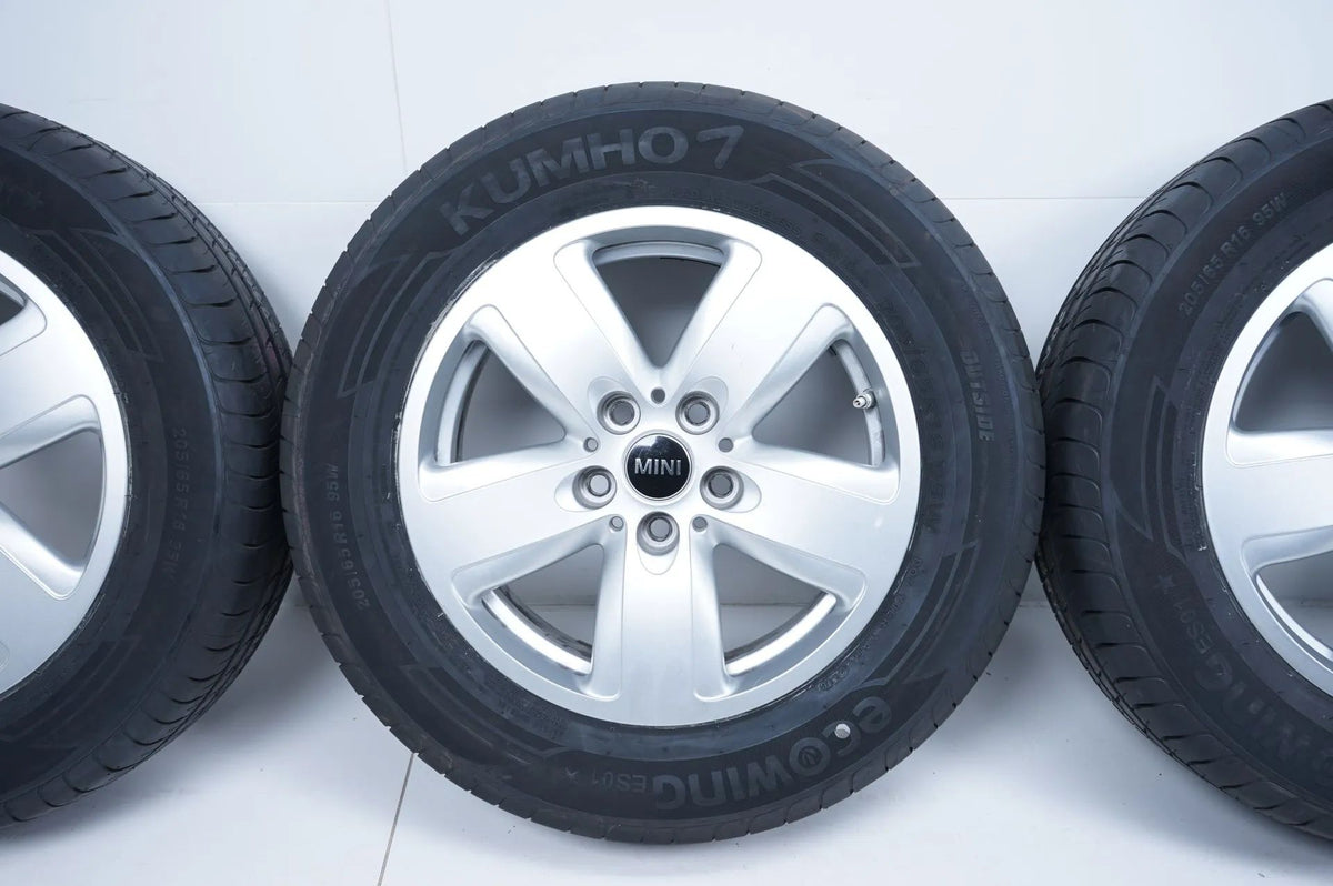 MINI Countryman F60 summer tires, summer wheels 205/65 R16 inch Detailansicht 4