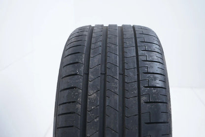 1x Demo Sommerreifen Pirelli P Zero 235 40 19 Zoll DOT21 TO Tesla