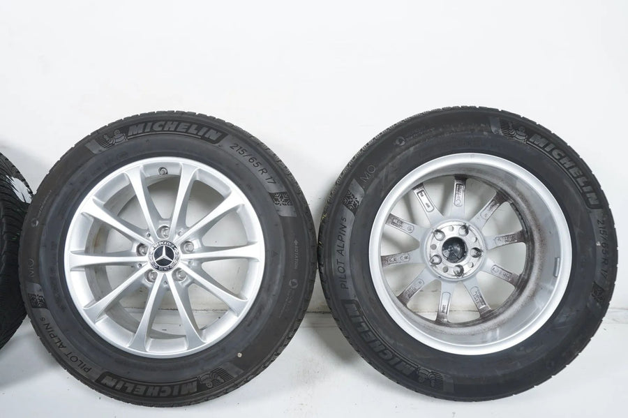 Mercedes GLA GLB H247 X247 Allwetterräder mit neuen Allwetterreifen 215 65 17 Zoll