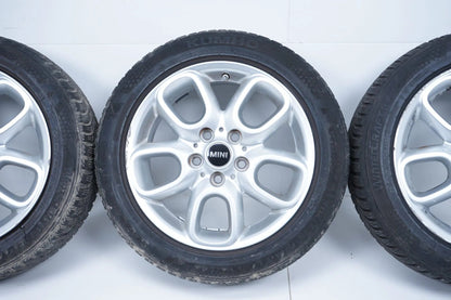 MINI F55 F56 F57 Winterreifen Winterräder 195 55 16 Zoll 494