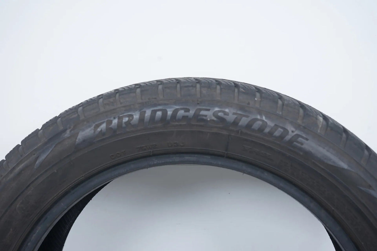 1 x Bridgestone winter tire 245/50 R19 inch DOT18 BMW* approx. 4mm tread depth RFT Detail view 3