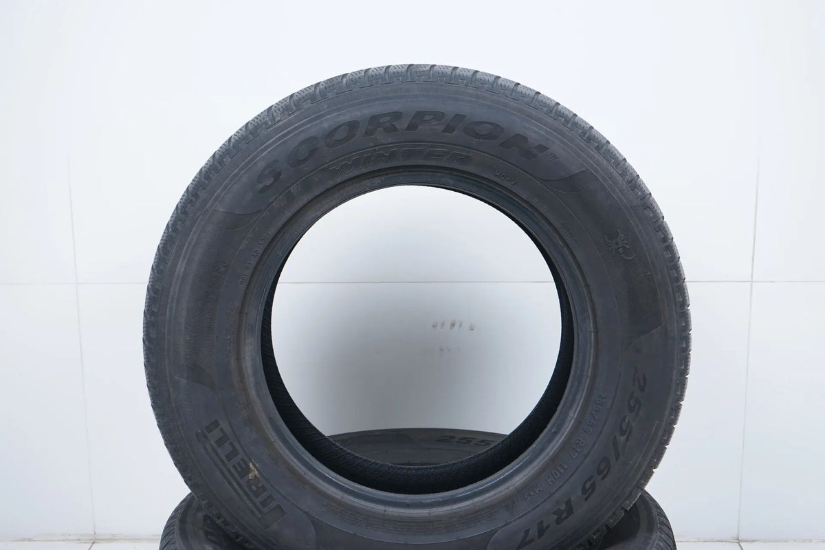 2x Winter tires 255 65 17 inch Pirelli DOT17 MO approx. 4mm tread depth Detailansicht 2
