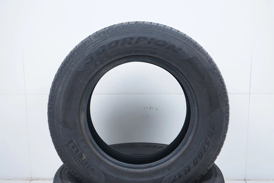 2x Winter tires 255 65 17 inch Pirelli DOT17 MO approx. 4mm tread depth