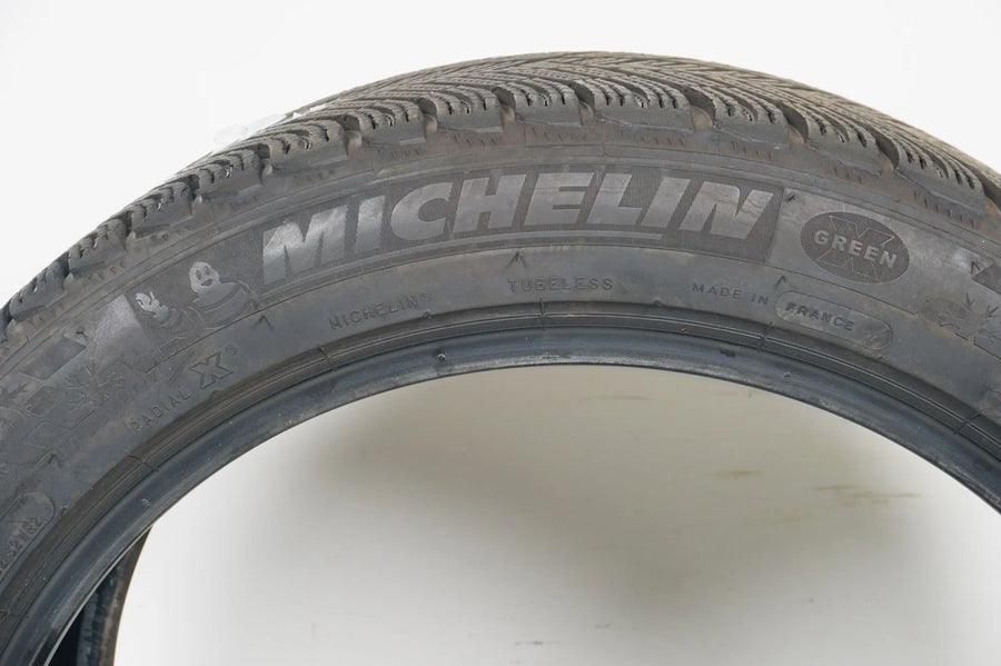2x winter tires 265 40 19 inch Michelin Pilot approx. 6.5 - 7 mm MO