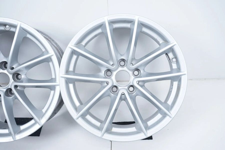 4 x Originální hliníkové disky BMW 5er G30 G31 17 palců 618 6868217