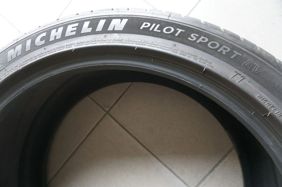 2 X 255 40 R20 101W Summer tires Michelin Pilot Sport EV T1 6mm