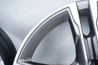 4 x Originální hliníkové disky BMW řady 1 a 2 F44 F40 18 palců 556M 8053524