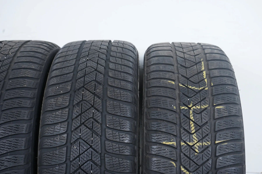 4 x Winterreifen Pirelli 225/45 R18 18 Zoll DOT19/18 ca.5mm MO