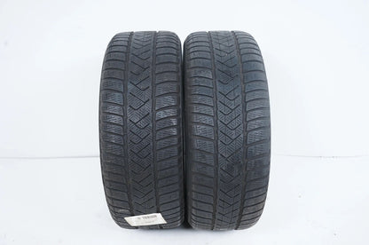 2 x pneus hiver Pirelli 225 45 18 pouces DOT21 env. 4 mm MO RFT