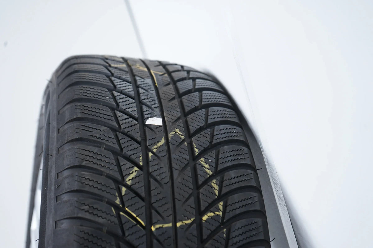 Pneus/jantes hiver Audi Q3 83A F3 215/65/17 pouces Detailansicht 11