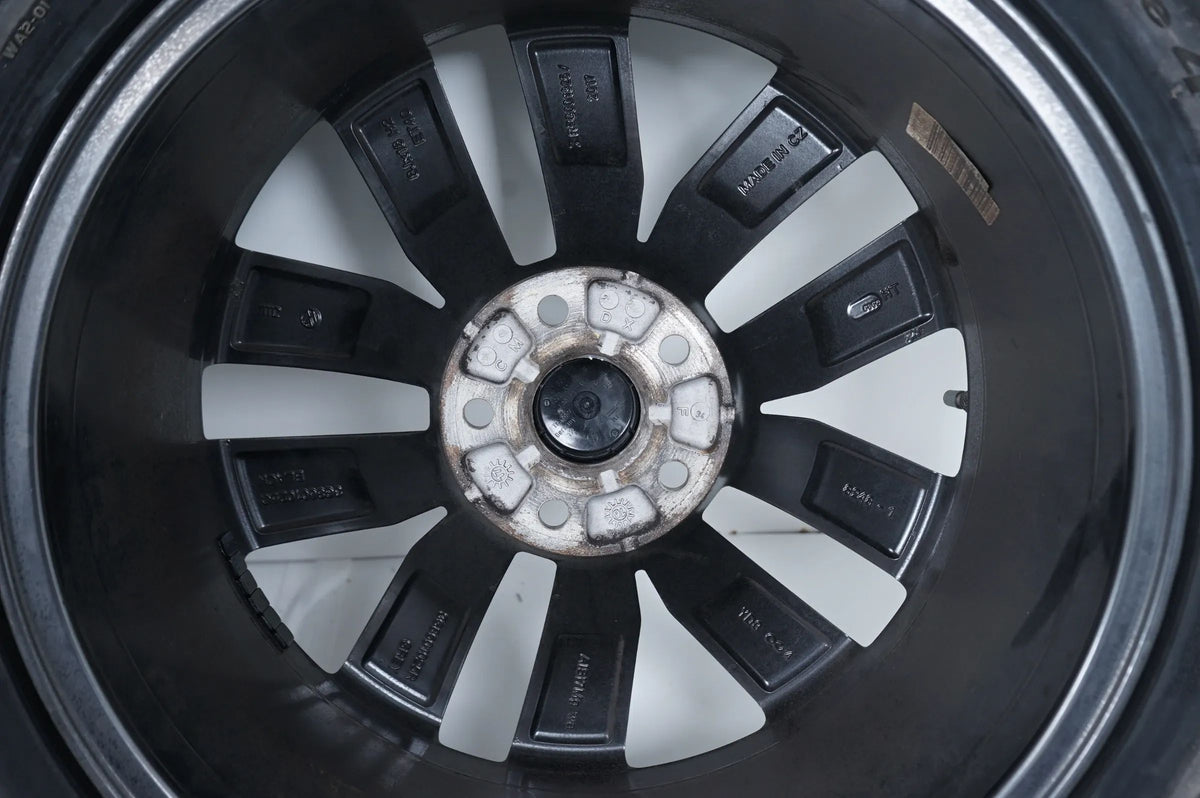 WieNeu VW Volkswagen Arteon Winterräder Sommerräder 245 45 18 Zoll 3G8601025R Detailansicht 12
