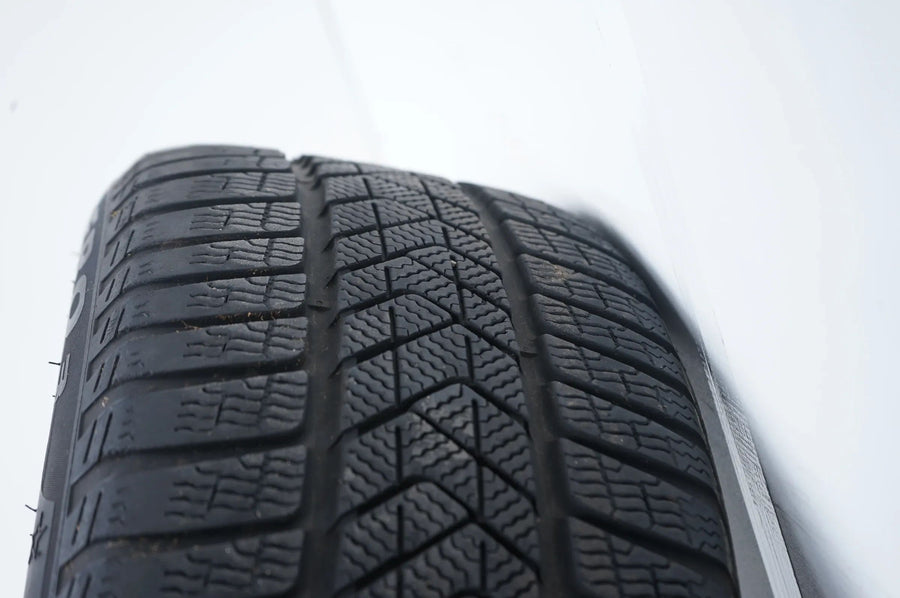 Mercedes E Klasse W213 Hybrid Winterräder Winterreifen 18 Zoll