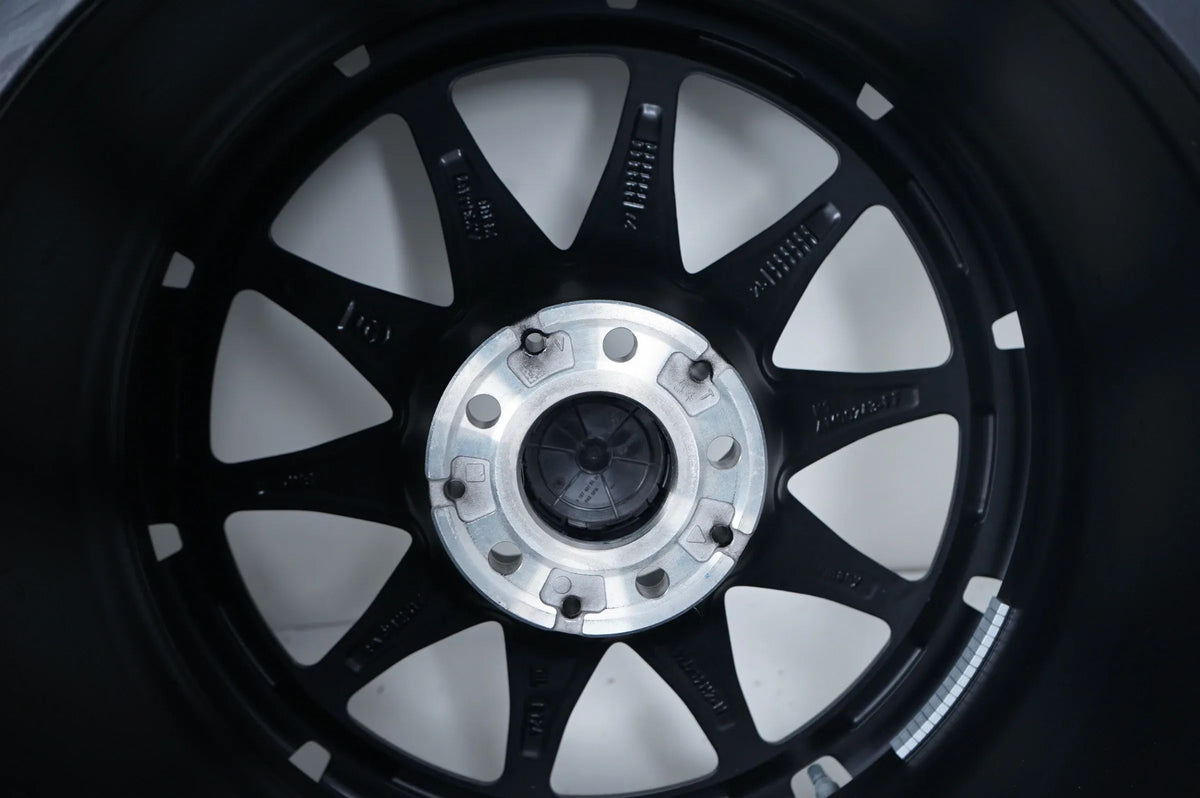 Mercedes CLE53 AMG W236 Winter Wheels Winter Tires 19 Inch A2364012700 A2364012800 Detailansicht 16