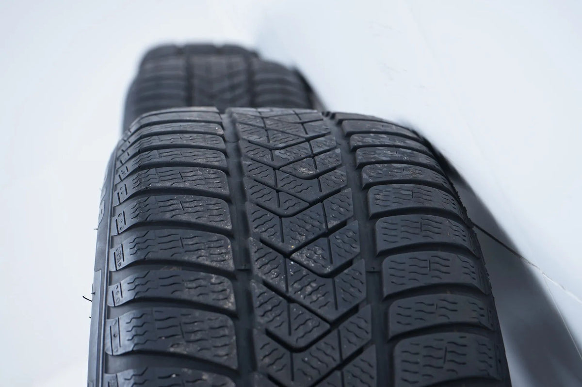 Pneus/jantes hiver 245/45/18 pouces pour Mercedes Classe E W213 Detailansicht 11
