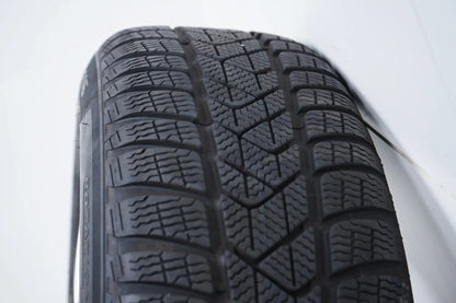 Pneus hiver et jantes hiver 16 pouces pour Mercedes Classe AB W177 B247