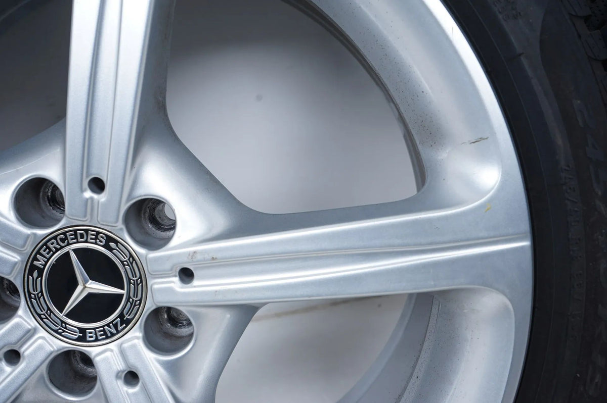 Pneus/jantes hiver 245/40/19 pouces pour Mercedes Classe CLS W257 Detailansicht 5