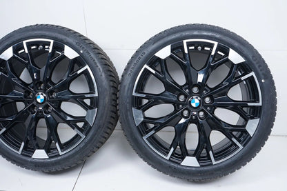 Like new BMW 1 Series F70 winter tires/wheels 225/40/19 inch 977M