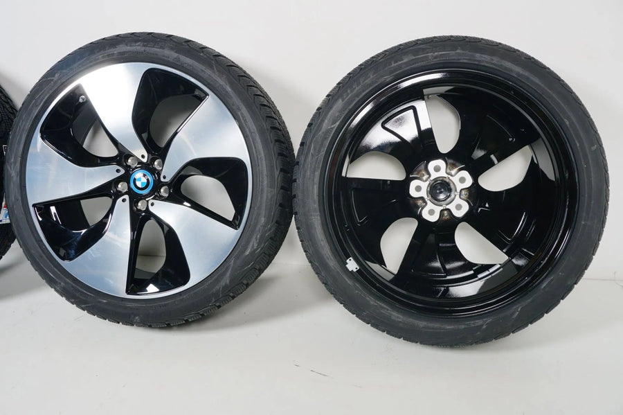 Pneus hiver 215/45/20 pouces pour BMW i8 L12/L15 neuves