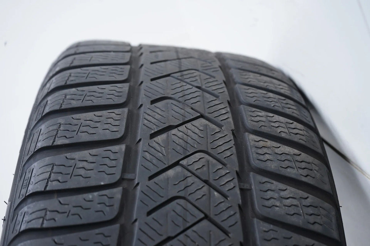Mercedes C-Class W206 winter tires/wheels 225/45/18 inch Detailansicht 13