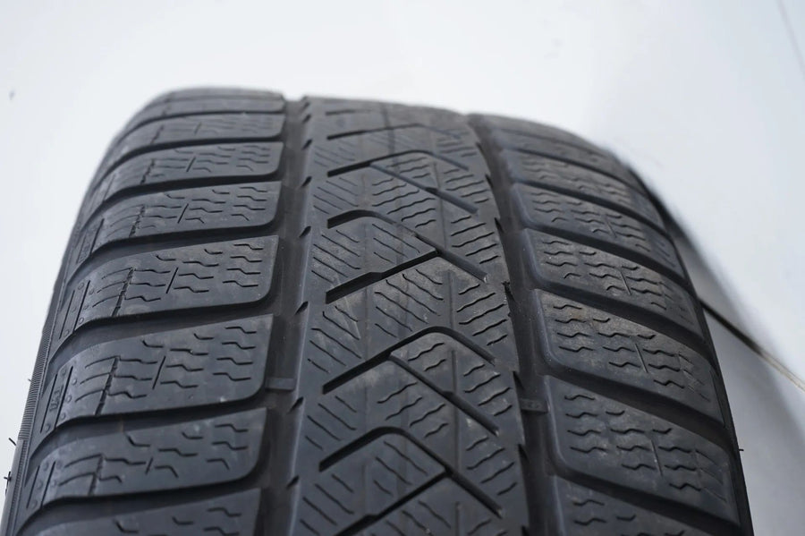 Mercedes C-Class W206 winter tires/wheels 225/45/18 inch