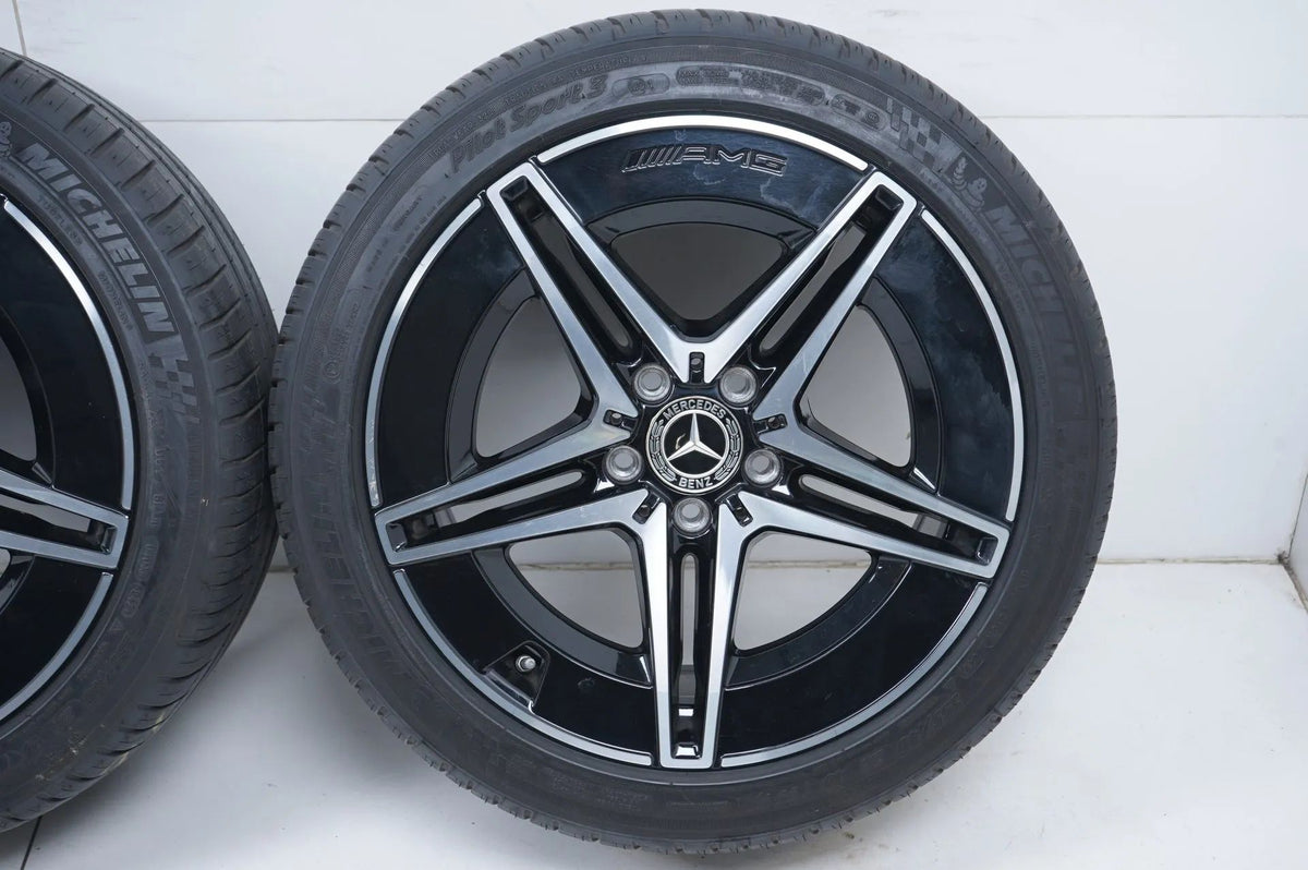 Mercedes C-Class Hybrid W206 AMG 18-inch summer wheels Detailansicht 6