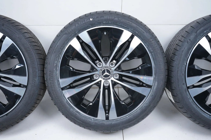 Pneus été neufs pour Mercedes Classe C W206, jantes été 18 pouces