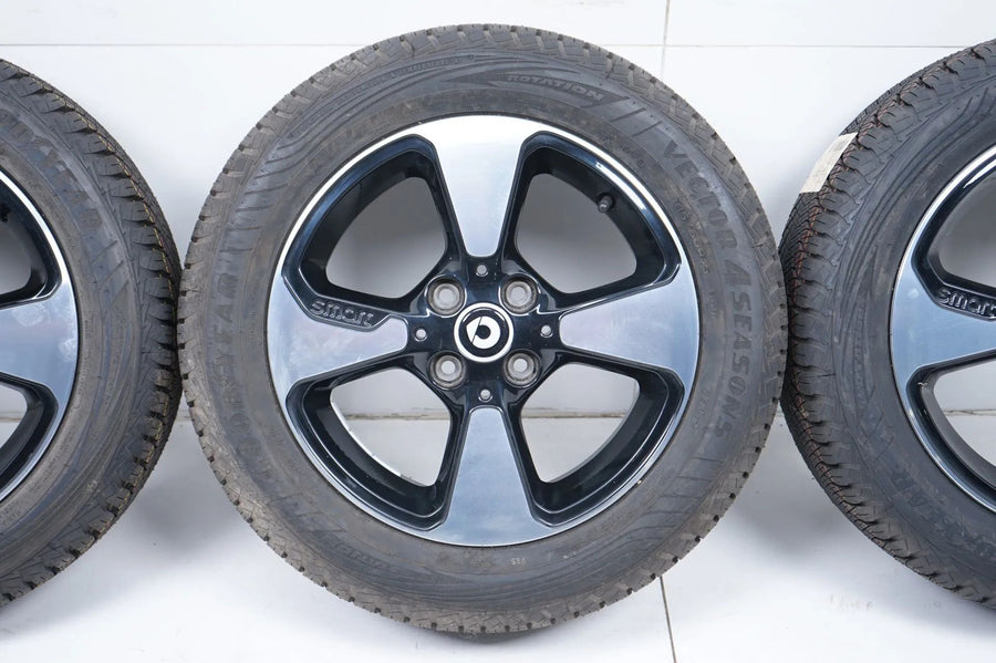 Pneumatici 4 stagioni nuovi per Smart A453 W453, 15 pollici