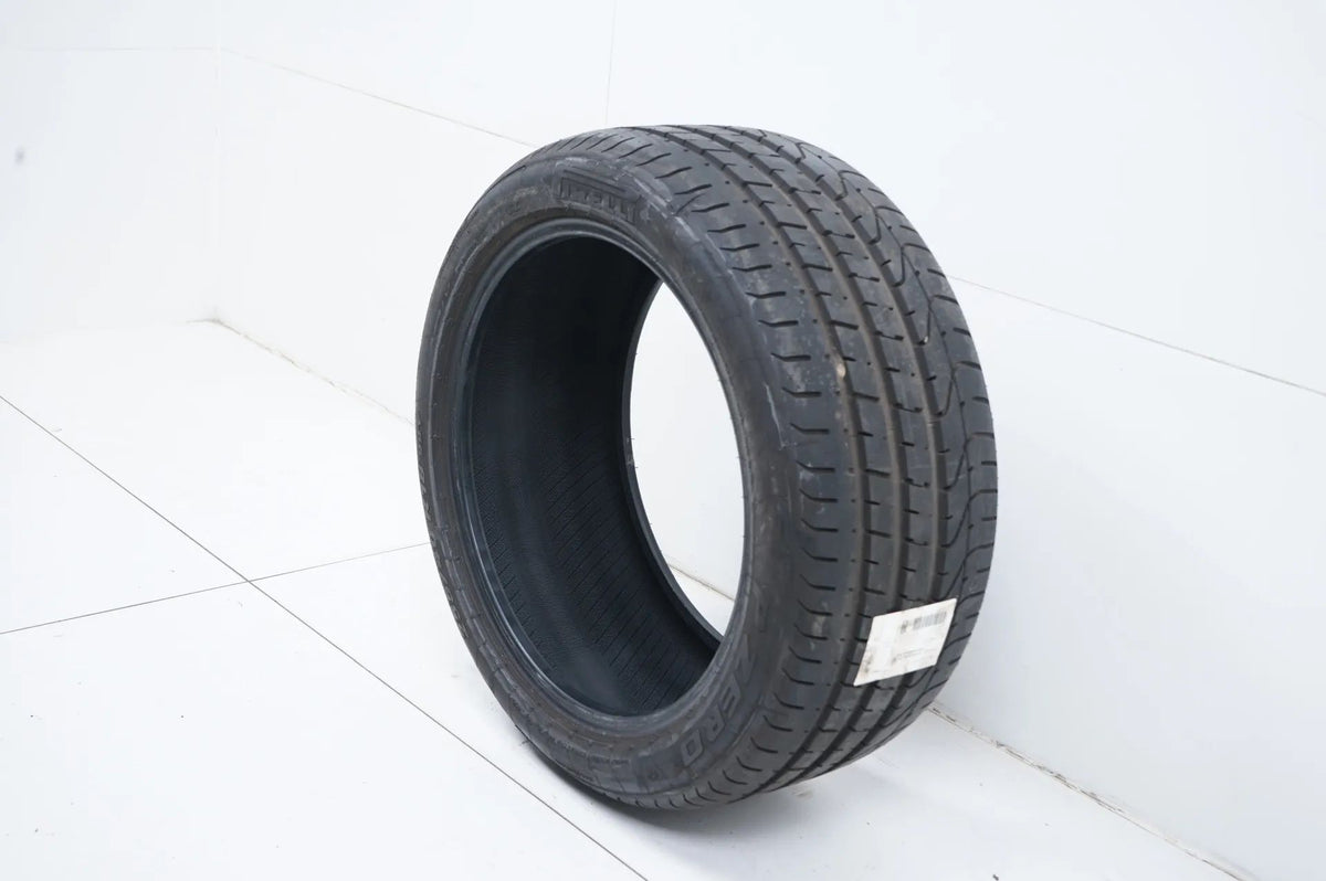 1 pneu été Pirelli 255/40/18 pouces DOT15 MO, profondeur de sculpture d'environ 7 mm Vue détaillée 4