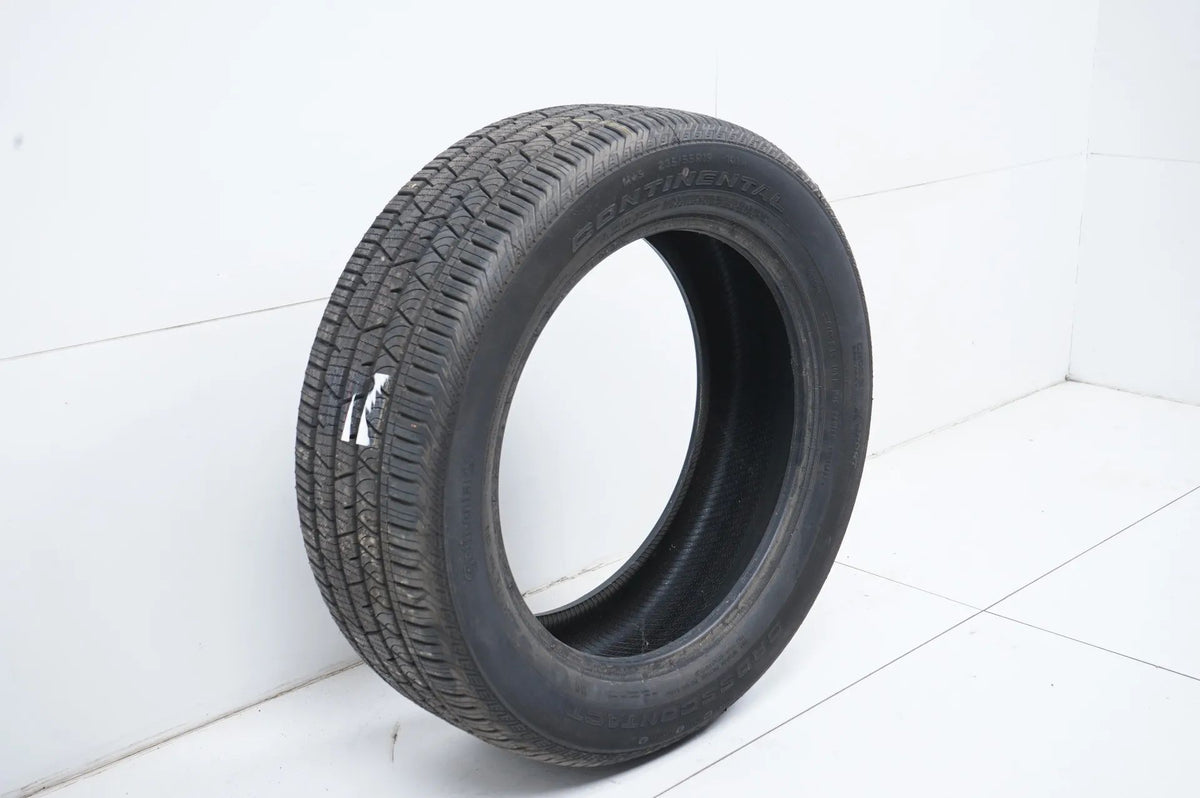 1 x Continental all-weather tire 235 55 19 inch DOT19 approx. 7mm tread depth Detail view 3