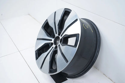 1 x Mercedes EQC N293 C293 litý disk 19 palců A2934010100 8J ET34