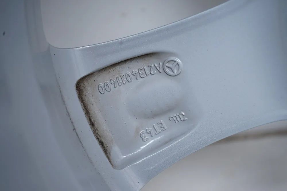 Mercedes E Klasse W213 Winterräder Winterreifen 245 45 18 Zoll Detailansicht 16
