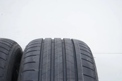2 x DEMO Sommerreifen Bridgestone 235 55 18 Zoll DOT20 MO