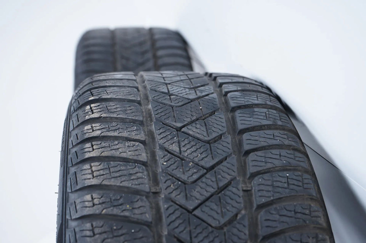 Mercedes C-Class W206 winter tires/wheels 225/45/18 inch Detailansicht 14