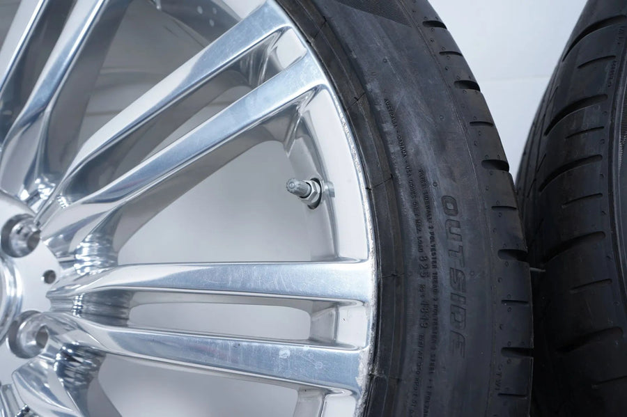 Cerchi in lega cromati originali Mercedes Classe S W223 V223 pneumatici estivi 255 40 R20 7 mm