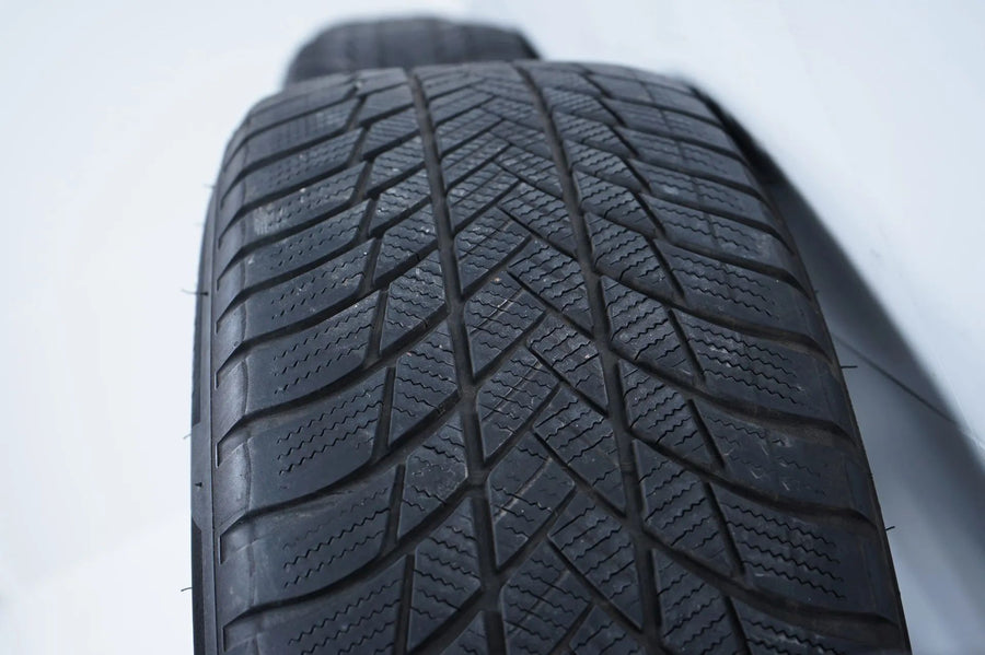 Audi A6 4K C8 winter tires/wheels 225/60 R17 inch 4K0601025