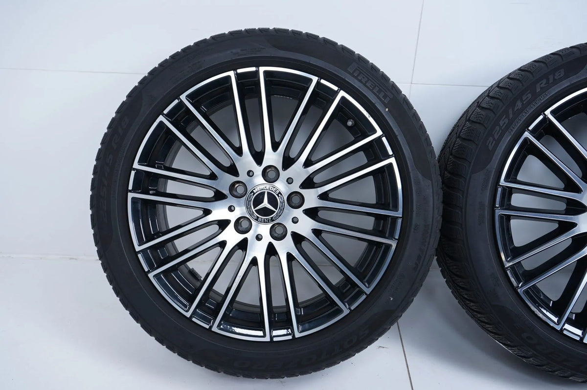 Pneus/jantes hiver 225/45/18 pouces pour Mercedes Classe C W206 Detailansicht 3