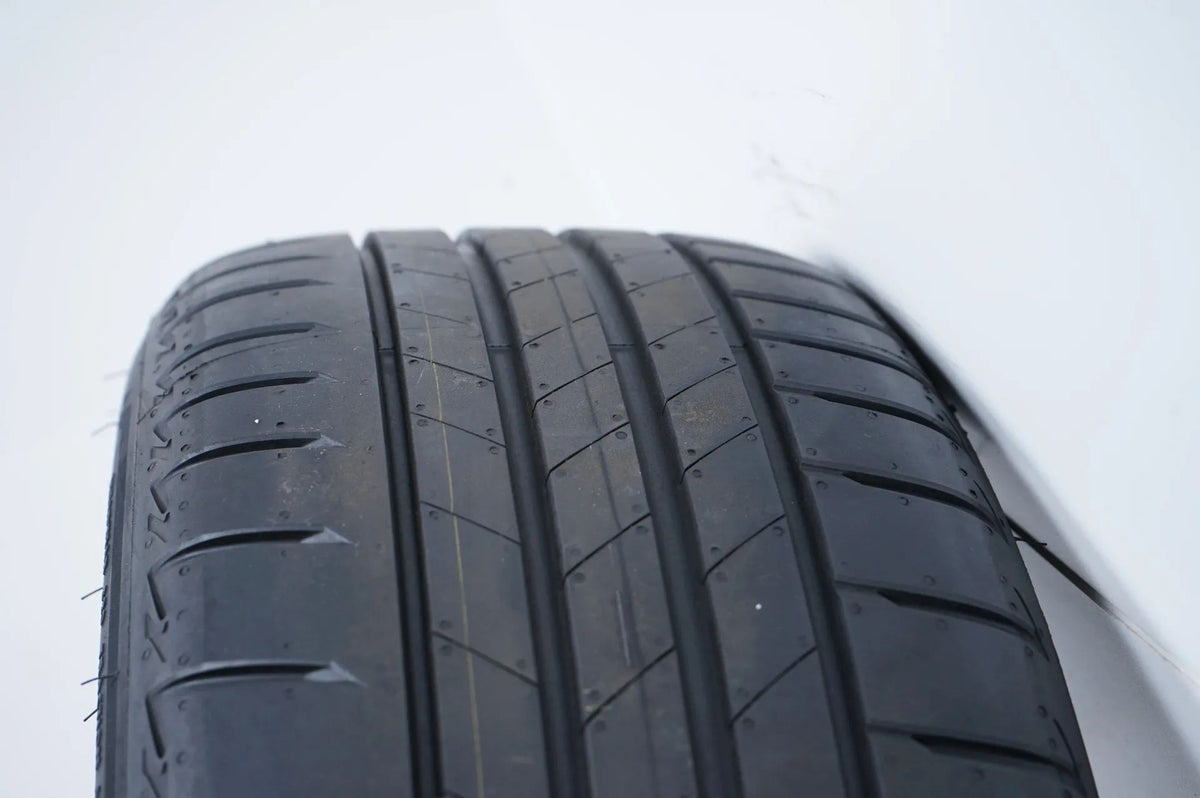 Mercedes C Class W206 summer tires, summer wheels, 17 inch Detail view 12