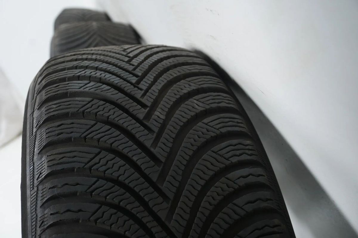 Mercedes AB Class W177 W247 Winter Wheels Winter Tires 16 Inch Detailansicht 9