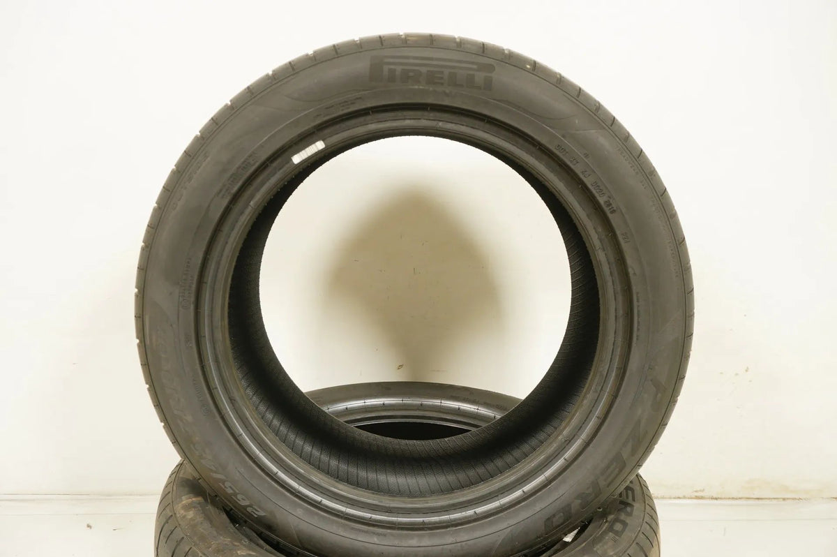 2 x Summer tires 265 45 18 inch Pirelli P Zero DOT19 approx. 6 mm Detail view 2