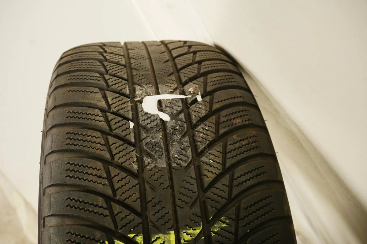 Mercedes AB CLA Class W177 C118 Winter Tires 225 45 18 inch Detail view 12