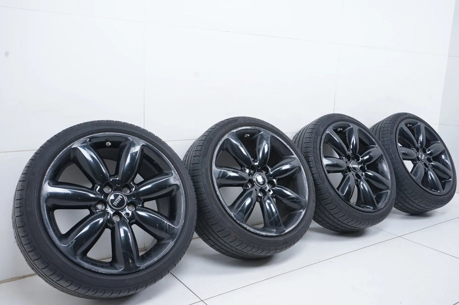 Pneus été MINI Clubman F54, jantes été 225/40/18 pouces