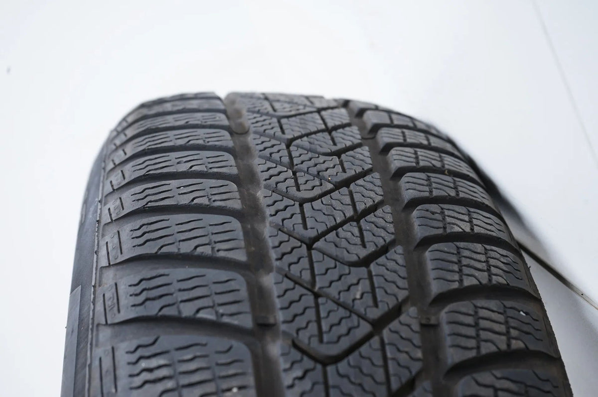 BMW 3 Series G20 G21 Winter Tires Winter Wheels 205/60 R16 inch Detailansicht 12